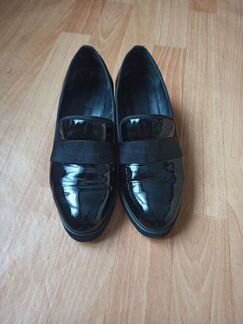 Туфли женские натуральный лак