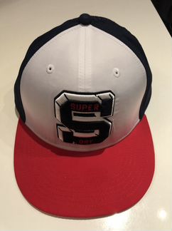 Бейсболка Superdry