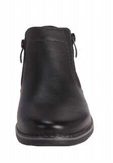 Новые демисезонные полусапоги для мальчика 38 и 39