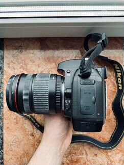 Зеркальный фотоаппарат Nikon D70S