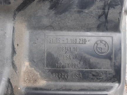 Кожух рулевого механизма правый верхний Bmw X6 F16