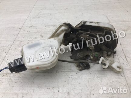 Замок двери задний правый Mitsubishi Galant 8 USA