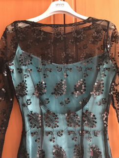 Платье с открытой спиной