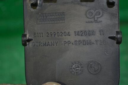 Заглушка буксировочного крюка передняя Bmw X1 E84