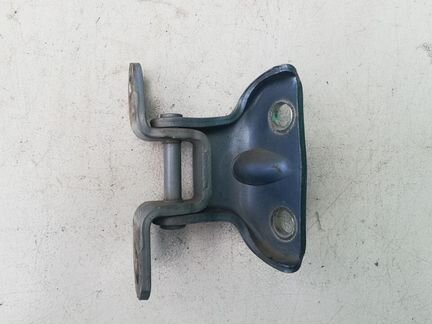 Петля двери задняя правая Hyundai Elantra HD