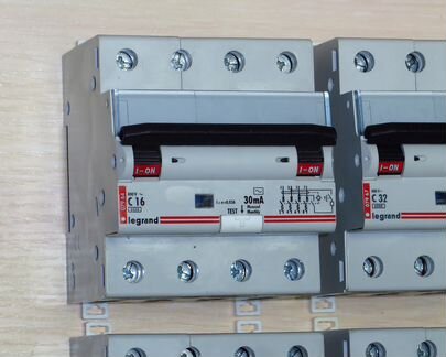 Дифавтоматы 4p Legrand, разные C10/16/25/32 AC 6kA