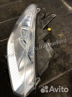 Фара правая Ford C-Max Рестайл