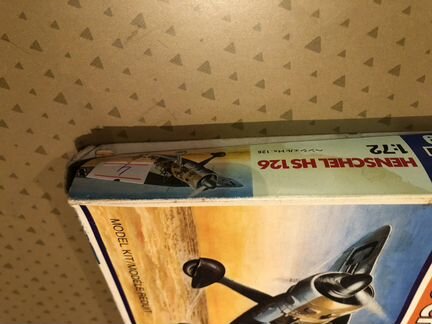 Сборная модель самолёта 1:72.henshel HS126