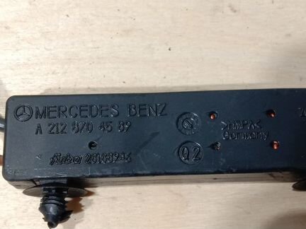 Антенна на Mercedes Benz W212