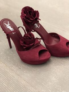 Босоножки YSL