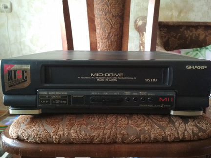 Видеоплеер кассетный Sharp VC-M11