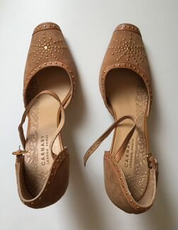 Туфли новые carnaby, р.39