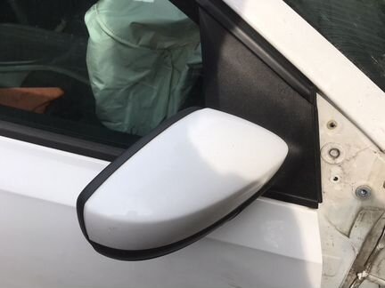 Зеркало правое Volkswagen Polo