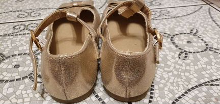 Туфельки для девочки 24 р