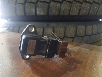 Датчик абсолютного давления Mitsubishi Carisma