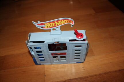 Бокс-гараж Hot Wheels