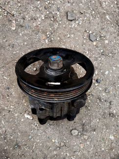 Насос гура KIA Spectra