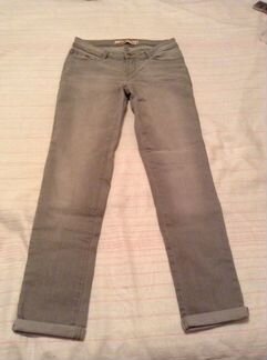 Джинсы Zara, новые, светло-серого цвета, 44размер