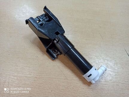 Mitsubishi pajero 4 форсунка омывателя фары