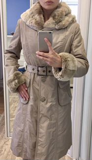 Пальто женское зимнее с капюшоном с мехом