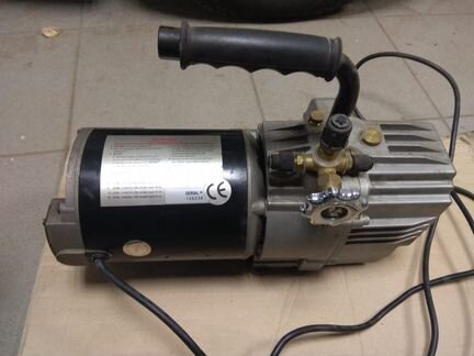 Вакуумный насос 2хступенчатый 142 л/мин Mastercool