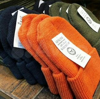 Шапка вязаная США