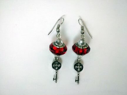 Серьги с ключиком (красные)