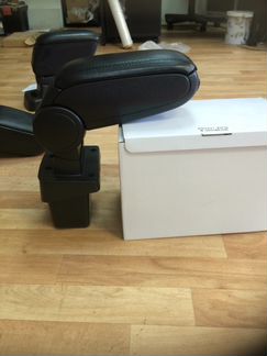 Подлокотник вставной для Хендай Солярис / Solaris