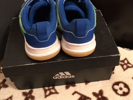 Кроссовки Adidas