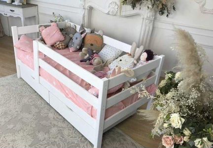 Кровать детская на складе