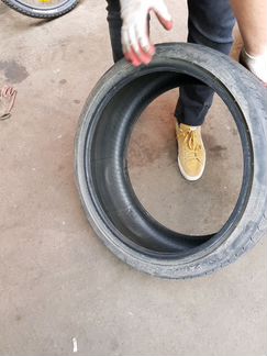 Покрышка Pirelli P Zero 235/35/19