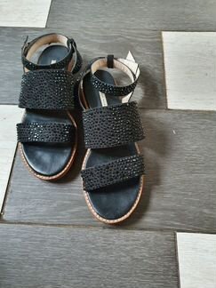 Босоножки zara