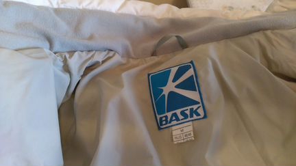 Продаю пуховик фирмы Bask