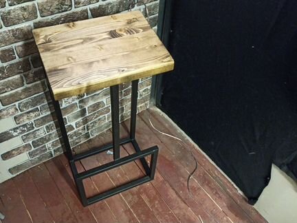 Барный стул в стиле лофт