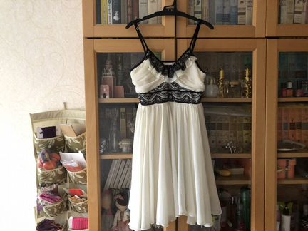 Платье на новый год S белое