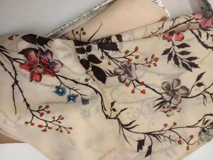 Палантин Dior