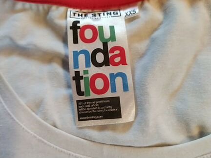 Футболка новая The sting foundation
