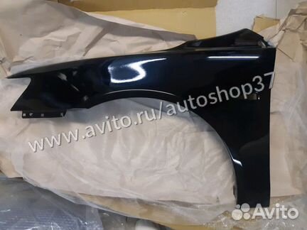 Крыло левое в цвет Lancer X
