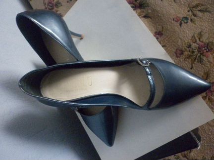 Туфли loryblu Италия 35 р