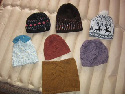 Шапки, берет и манишка