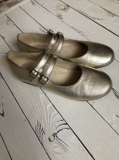 Туфли для девочки