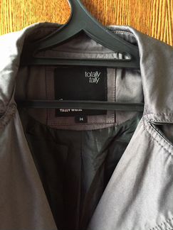 Плащ женский