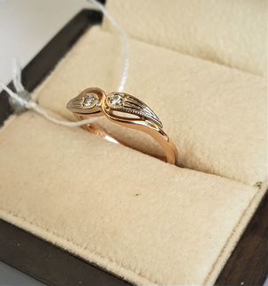 Золотое кольцо с бриллиантами