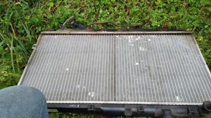 Радиатор двигателя б.у. Киа Сефия АКПП ок2А2