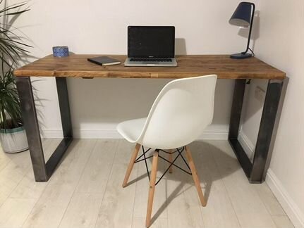 Стол в loft стиле