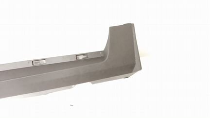 Накладка порога правая Cadillac XT5