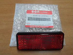 Отражатель заднего бампера Suzuki Grand Vitara,11