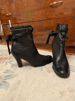 Женские сапоги